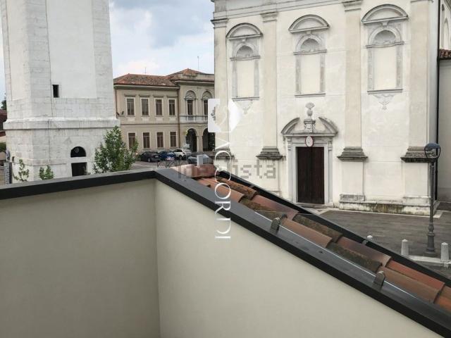 Appartamento in vendita di 135 m² in Via Roma