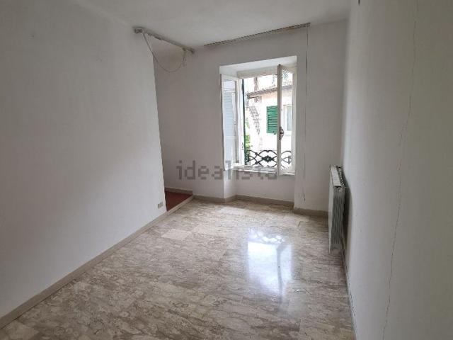 Appartamento in vendita di 135 m² in Via Roma