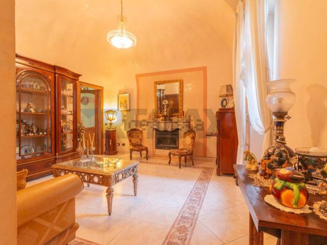 Appartamento in vendita di 135 m² in Via Roma, 6