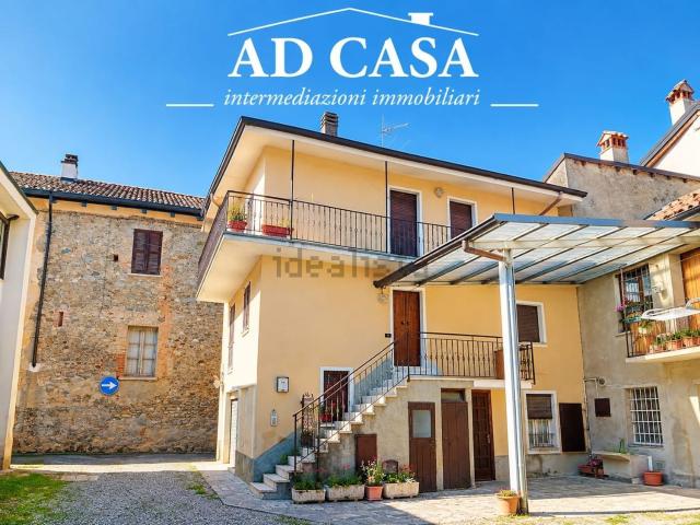Appartamento in vendita di 135 m² in Via Roma