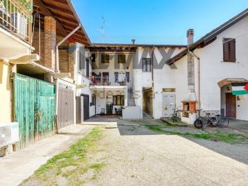 Appartamento in vendita di 135 m² in Via Roma, 25