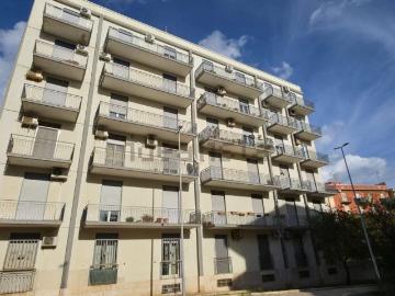 Appartamento in vendita di 135 m² in Via Romagna