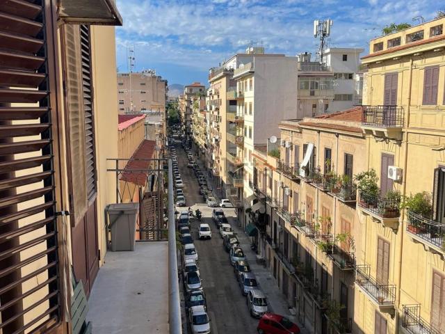 Appartamento in vendita di 135 m² in Via Rosario Riolo