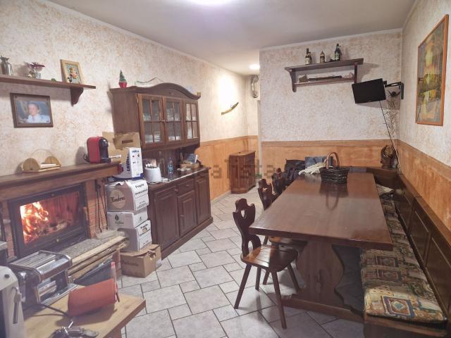 Appartamento in vendita di 135 m² in Via Ribolatti