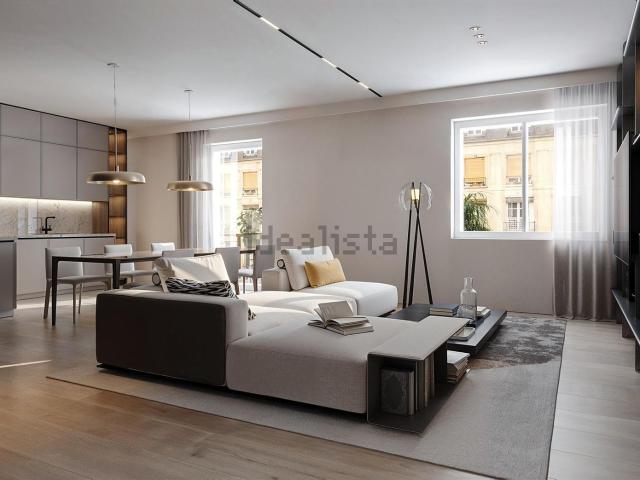 Appartamento in vendita di 135 m² in Via Taverna Giuseppe