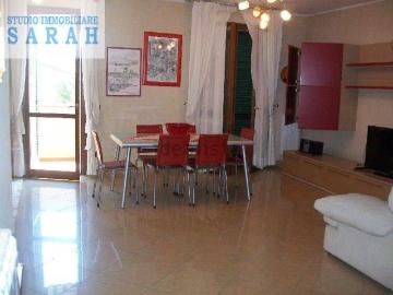 Appartamento in vendita di 135 m² in Via Vittorio Alfieri, 21