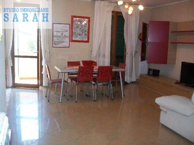 Appartamento in vendita di 135 m² in Via Vittorio Alfieri, 21