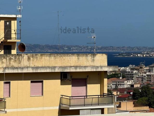 Appartamento in vendita di 135 m² in Via Villa Aurora