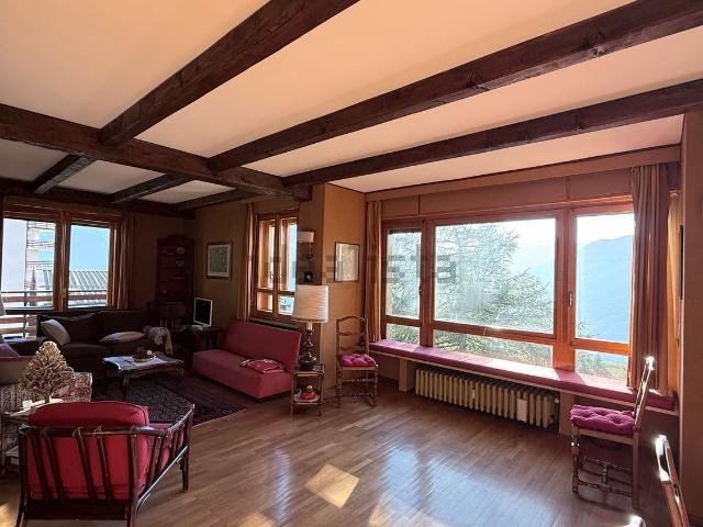 Appartamento in vendita di 135 m² in Via Villaggio Alpino, 22