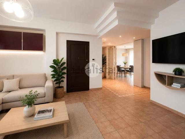 Appartamento in vendita di 135 m² in Via Zara, 25