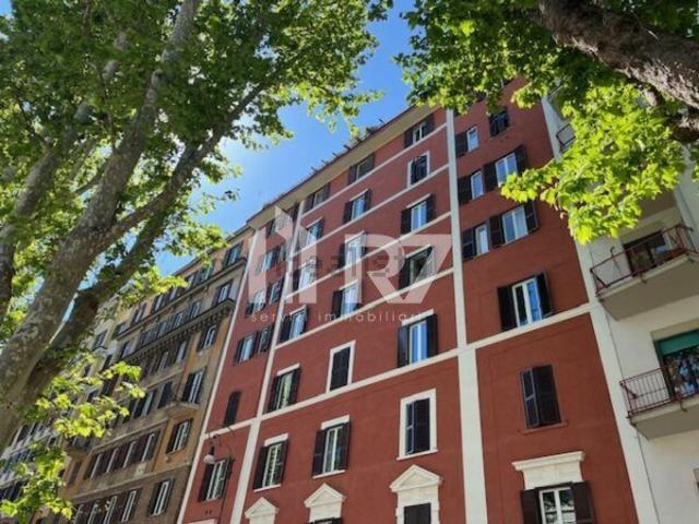 Appartamento in vendita di 135 m² in Viale del Vignola