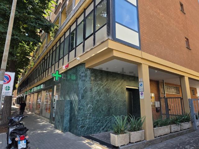 Appartamento in vendita di 135 m² in Viale dello Statuto, 24