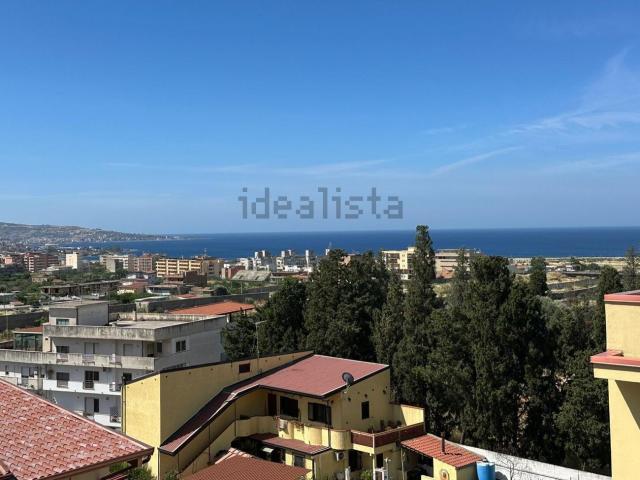 Appartamento in vendita di 135 m² in Viale Laboccetta