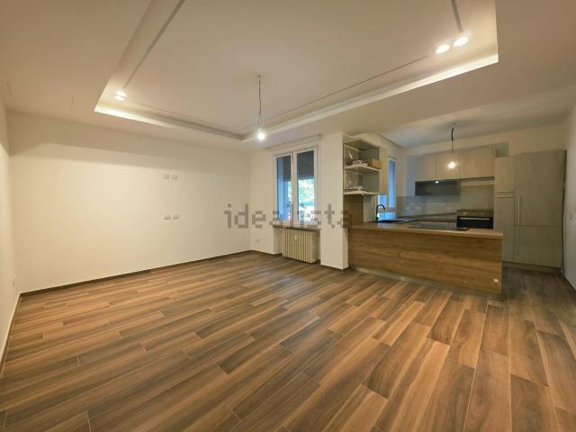 Appartamento in vendita di 135 m² in Viale Partigiani D&apos Italia