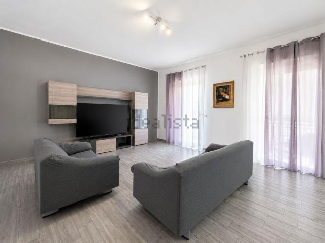 Appartamento in vendita di 135 m² in Vicolo A Via Sardegna, 3