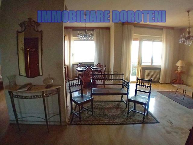 Appartamento in vendita di 135 m² in Corso Mario Abbiate