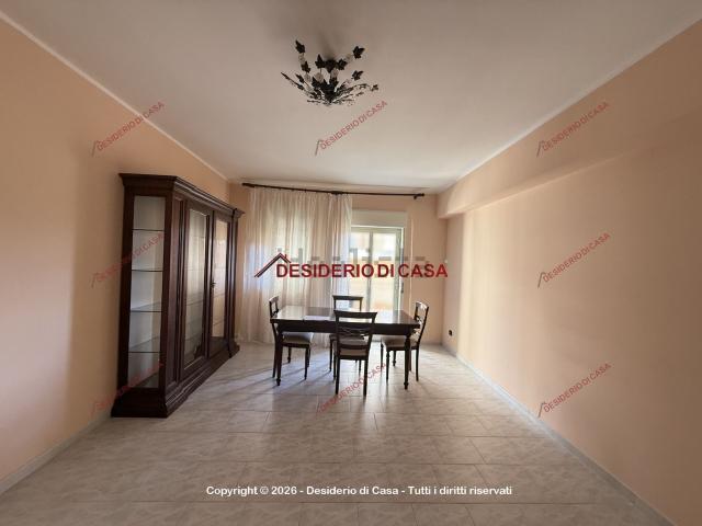 Appartamento in vendita di 135 m² in Corso Palmiro Togliatti, 142