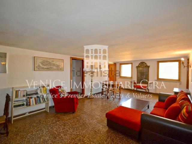 Appartamento in vendita di 135 m² in Fondamenta dei Ormesini