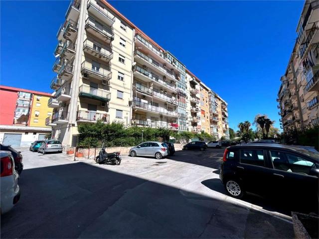 Appartamento in vendita di 135 m² in Largo Emilio Ravenna