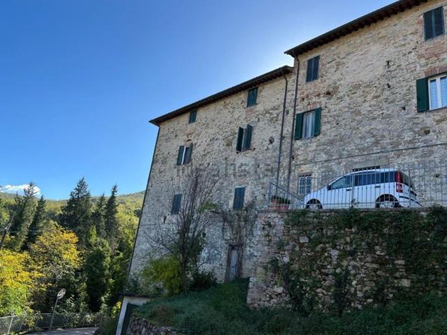 Appartamento in vendita di 135 m² in Località Macereto