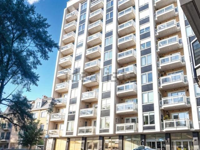 Appartamento in vendita di 135 m² in Piazza Aimone Chioratti, 2