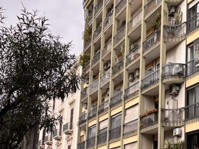 Appartamento in vendita di 140 m² in Piazza G. Garibaldi, 23