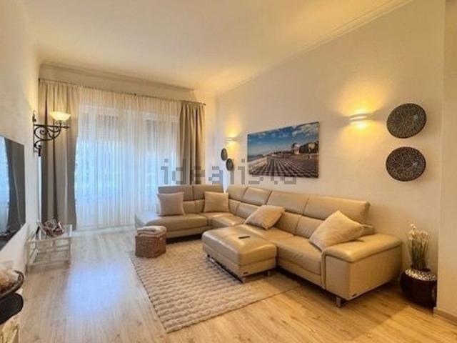 Appartamento in vendita di 135 m² in Piazza Dante, 11