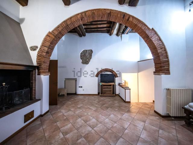 Appartamento in vendita di 135 m² in Piazza del Palagio