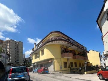 Appartamento in vendita di 135 m² in Piazza San Francesco