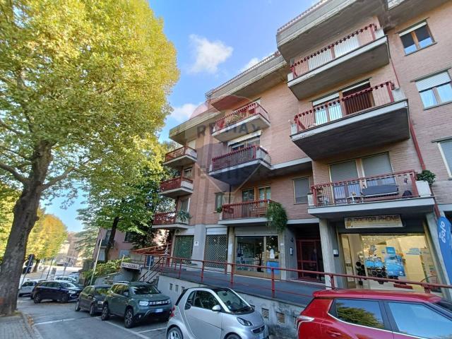 Appartamento in vendita di 135 m² in Salita Biscarini, 1