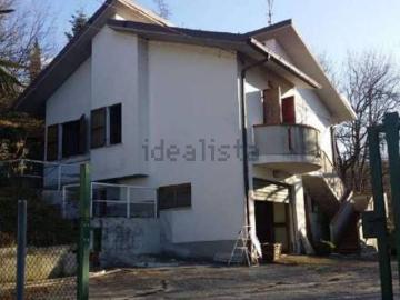 Appartamento in vendita di 135 m² in Strada Provinciale 8
