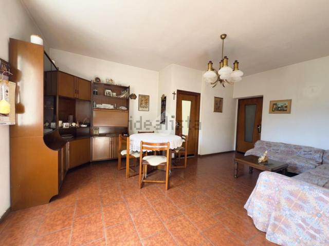 Appartamento in vendita di 136 m² in Via Castello, 7