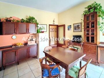 Appartamento in vendita di 138 m² in Via Antonio Cicognani