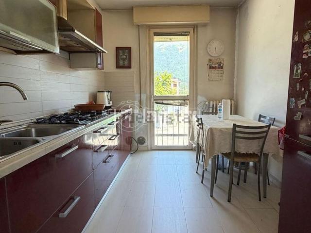 Appartamento in vendita di 136 m² in Via Antonio Pertile, 40