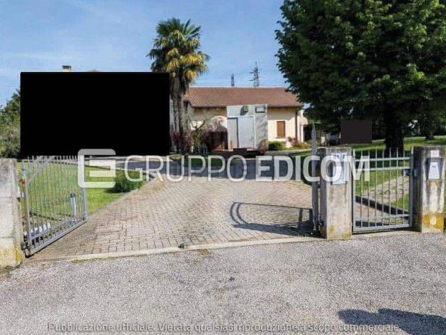 Appartamento in vendita di 136 m² in Via Armando Diaz