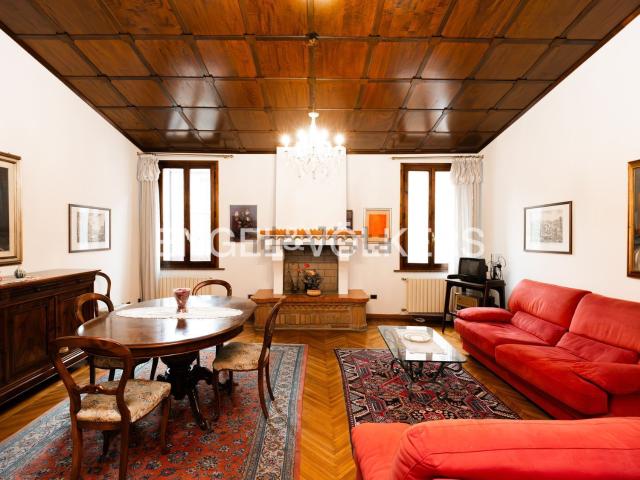 Appartamento in vendita di 136 m² in Via Giuseppe Mazzini, 84