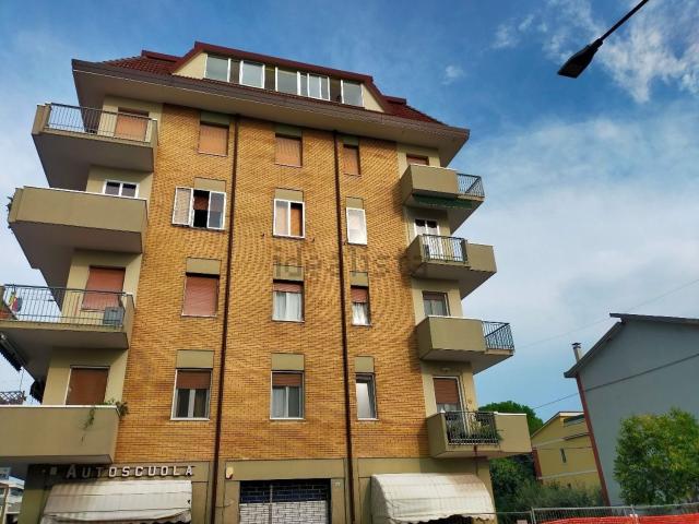 Appartamento in vendita di 136 m² in Via Giovanni Giolitti, 43
