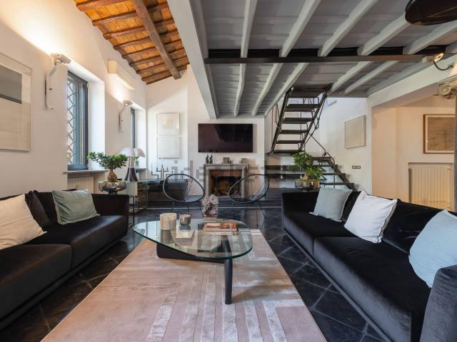 Appartamento in vendita di 136 m² in Via delle Mantellate
