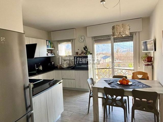 Appartamento in vendita di 136 m² in Via di Scala, 3