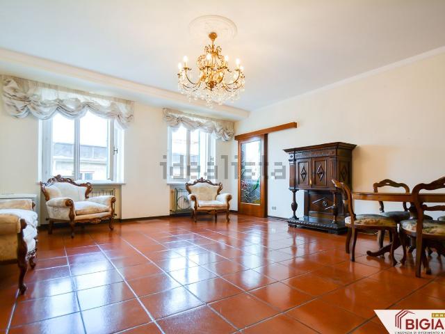 Appartamento in vendita di 136 m² in Via Ducale, 76