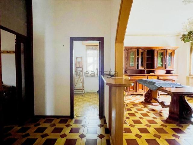 Appartamento in vendita di 136 m² in Via Enrico Mattei