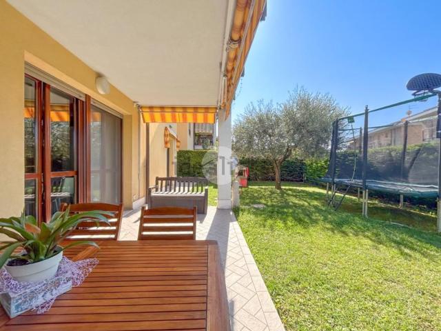 Appartamento in vendita di 136 m² in Via Europa Unita, 38