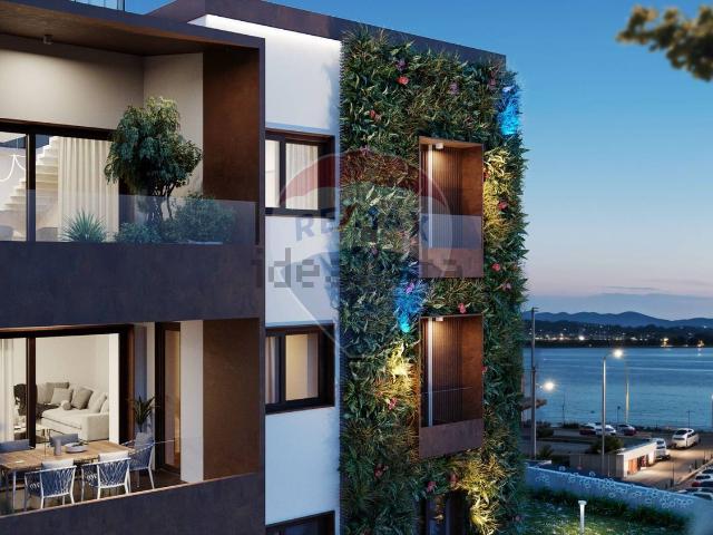 Appartamento in vendita di 130 m² in Via Francesco Baracca, 2