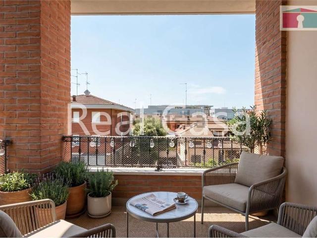 Appartamento in vendita di 136 m² in Via H. Pagani, 5