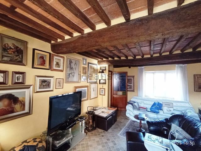 Appartamento in vendita di 136 m² in Via IV Novembre