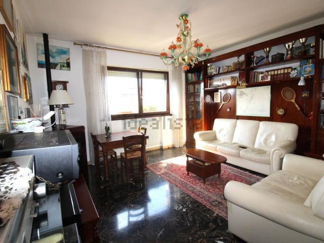 Appartamento in vendita di 136 m² in Via Lepanto