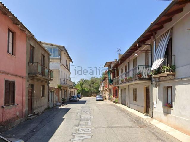 Appartamento in vendita di 136 m² in Via Luigi Cadorna