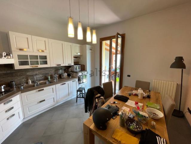 Appartamento in vendita di 136 m² in Via Montenero