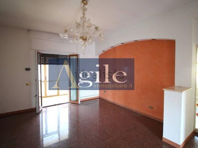 Appartamento in vendita di 136 m² in Via Salaria