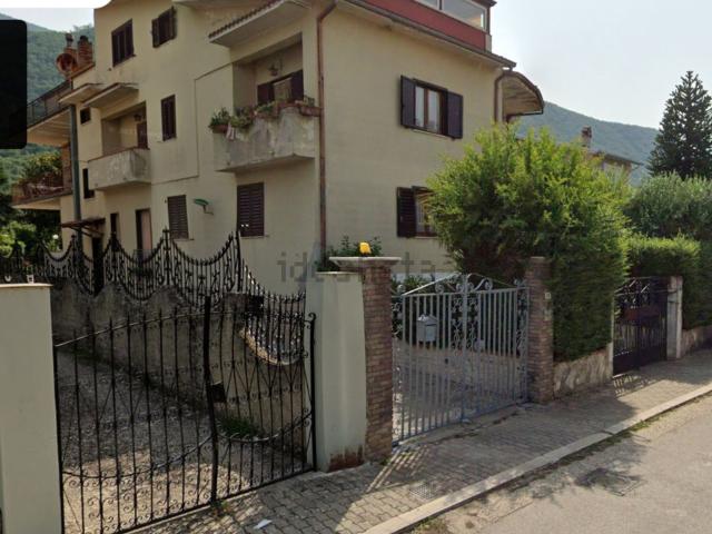 Appartamento in vendita di 136 m² in Via San Potito
